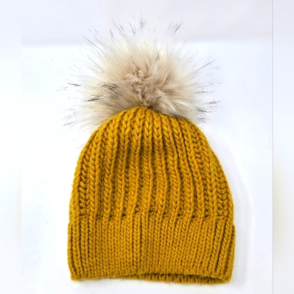 CINTELLI & GALLUZZO MUSTARD YELLOW  KNITWEAR POM POM BEANIE HAT WOMEN OS ITALY